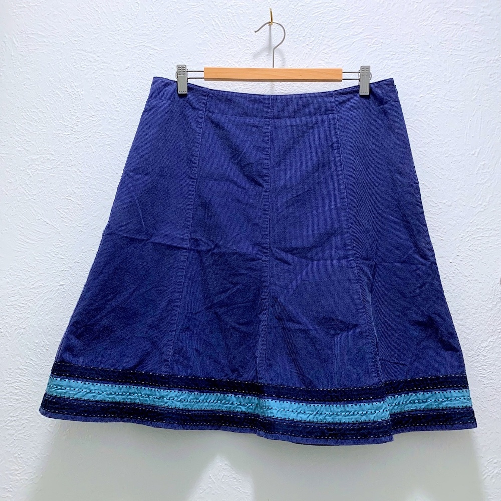 Boden | Vintag Curduroy Pleated Skirt With Applique Stitch Hem | Blue | Size 14
